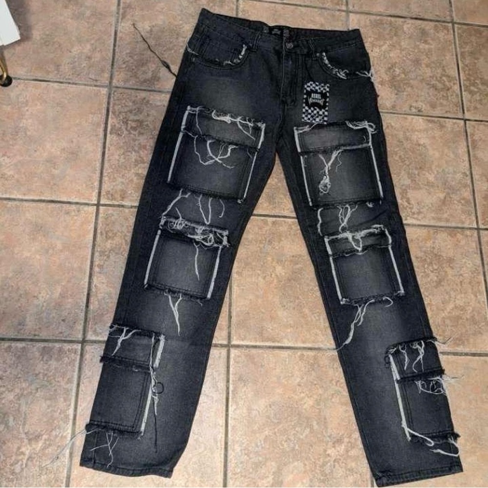 Rebel Vengeance Black Wash Rock Punk Distressed Jeans
Size 32